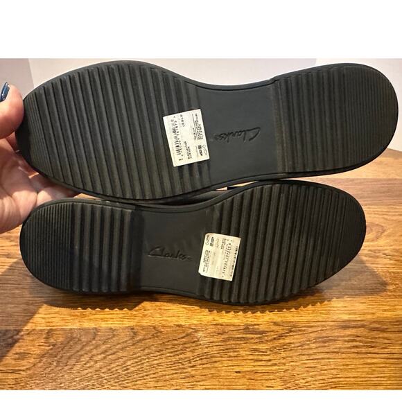 Clarks Women's Raise Eletta Leather Penny Loafer Black Size 9.5M Everyday Chic - Picture 7 of 9